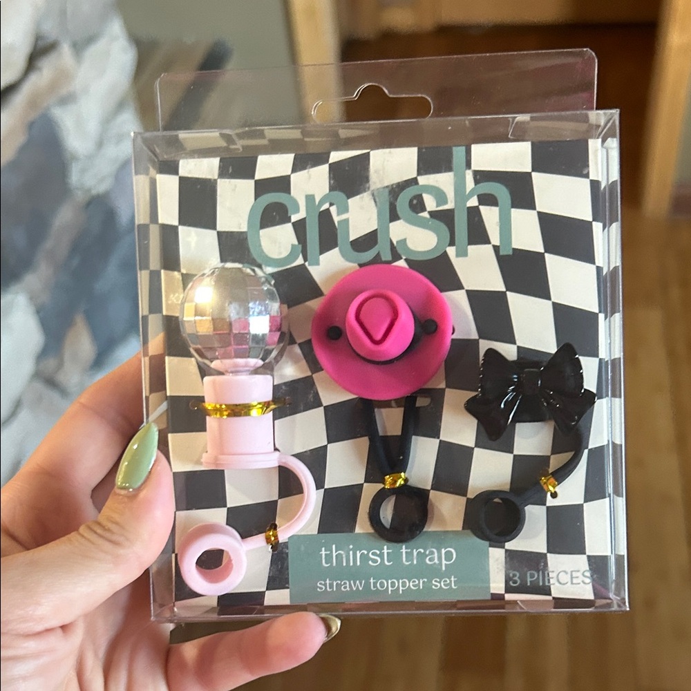 Crush Pink and Black Straw Topper Set